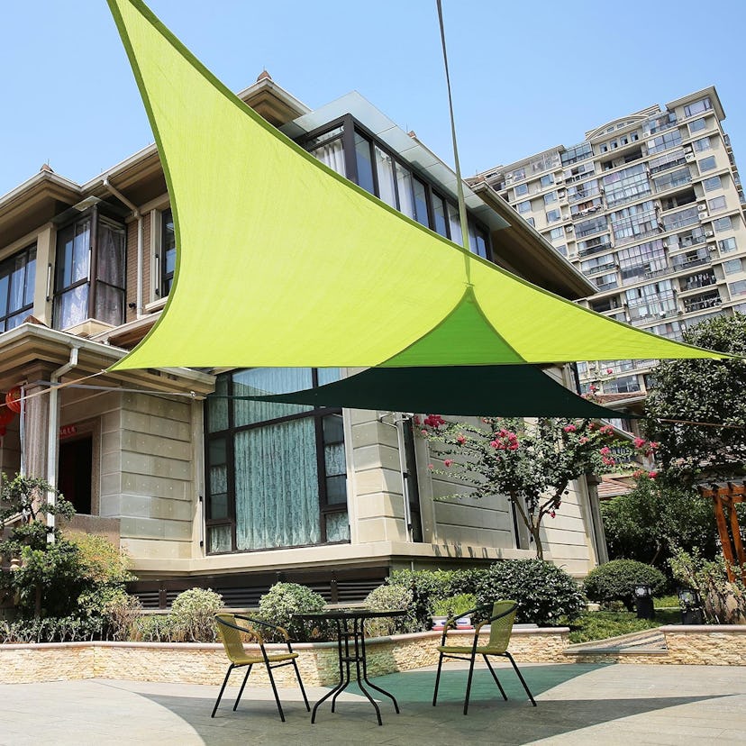 LyShade Right Triangle Sun Shade Sail Canopy