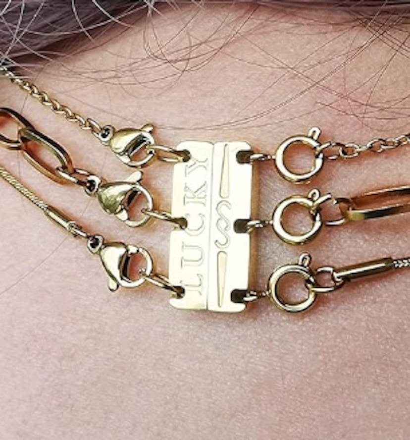 OHINGLT Lucky Necklace Layering Clasp