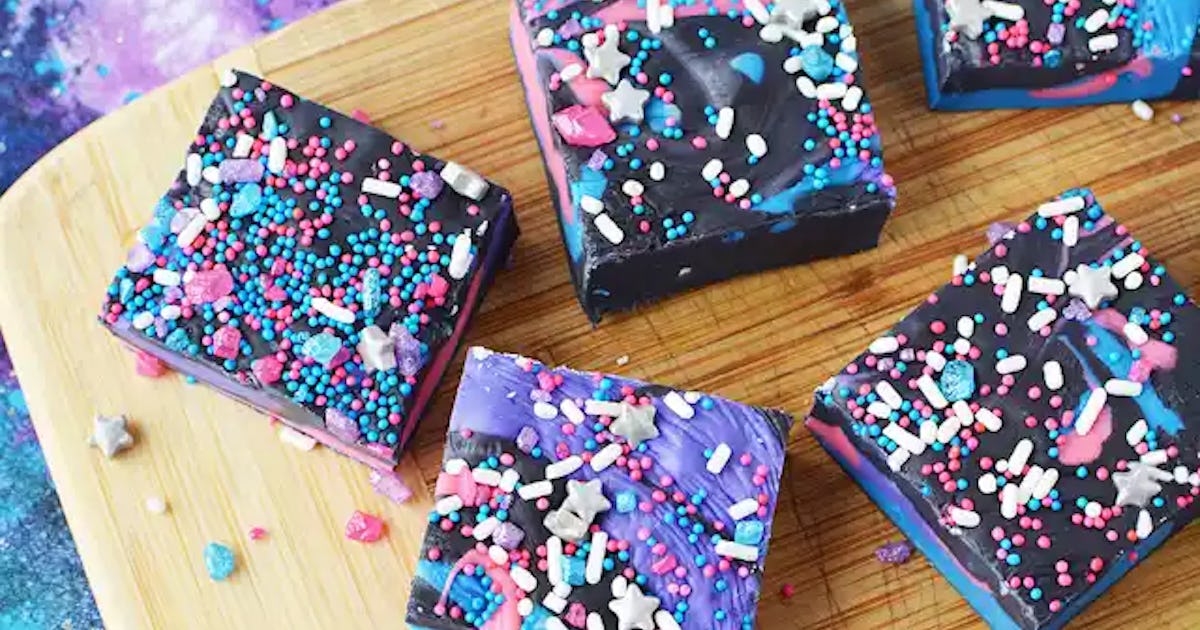 11 Eclipse Party Food Ideas To Take To Work & Send To School