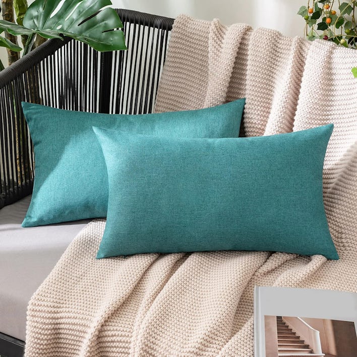 MIULEE Outdoor Throw Pillow Covers (Pack of 2)