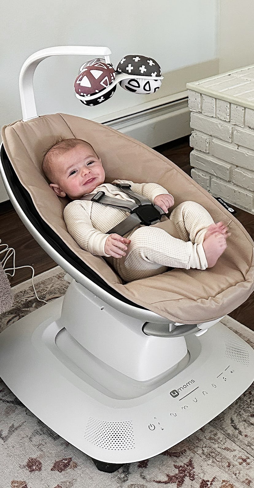 MamaRoo Multi-Motion Baby Swing