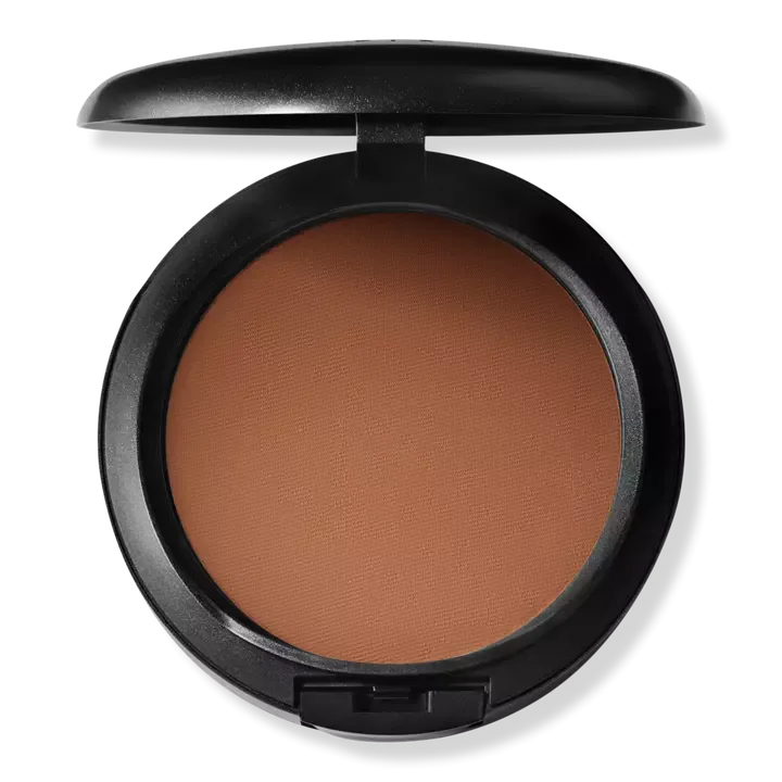 The Best Setting Powders For Locking Your Makeup Looks In Place