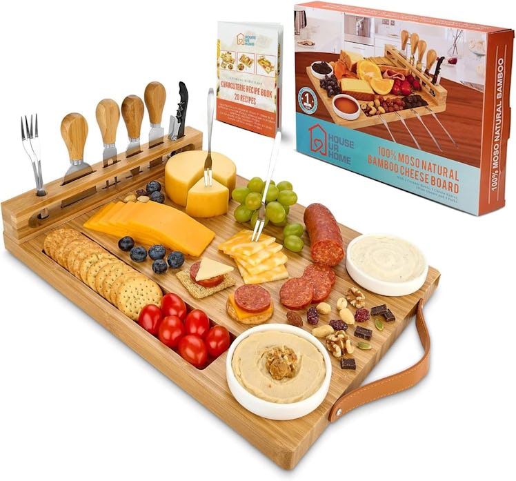 House Ur Home Charcuterie Board with Handles