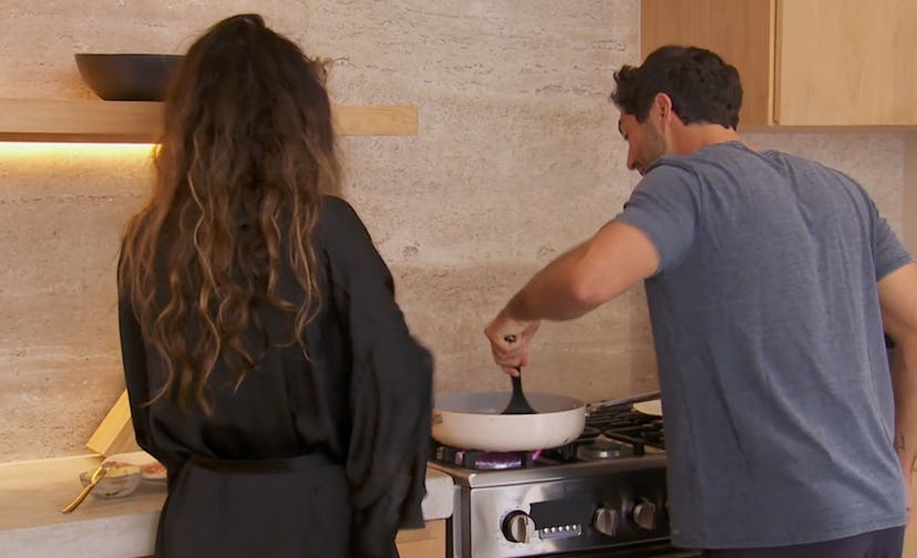 Joey and Kelsey on ‘The Bachelor.’ Screenshot via Hulu