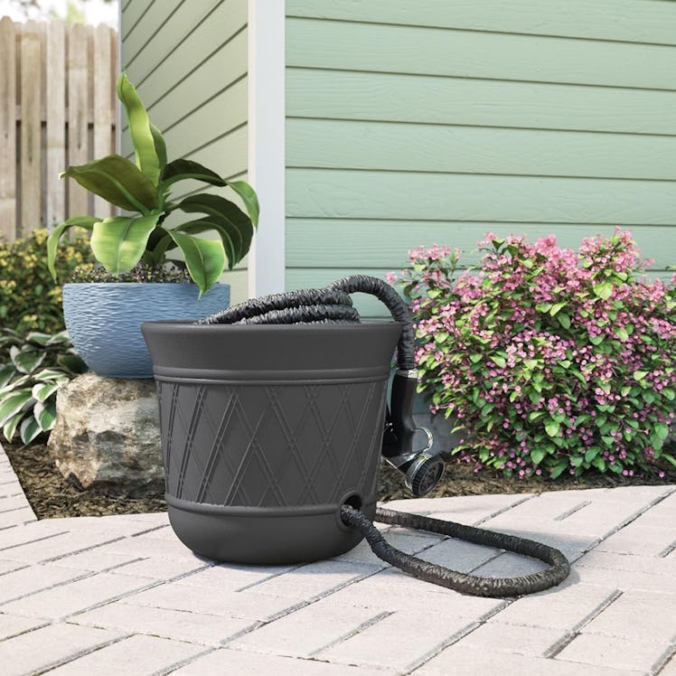 Suncast Garden Hose Storage Pot