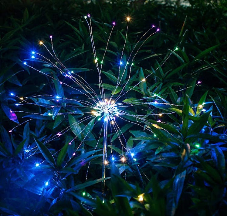 Epic Gadget Solar Firework Light