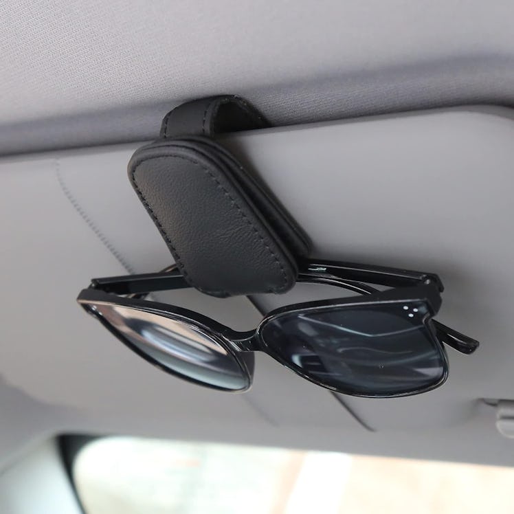 KIWEN Magnetic Car Visor Sunglasses Holder