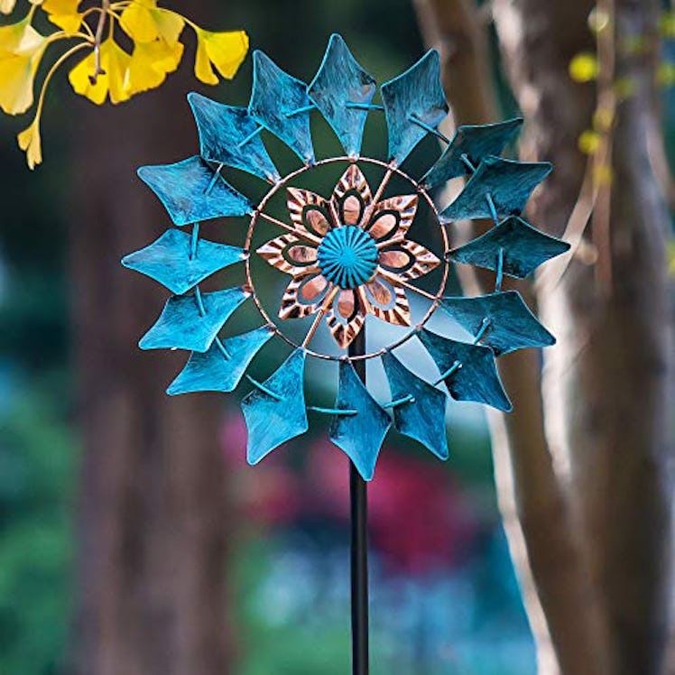 SteadyDoggie 5-Foot Wind Spinner 