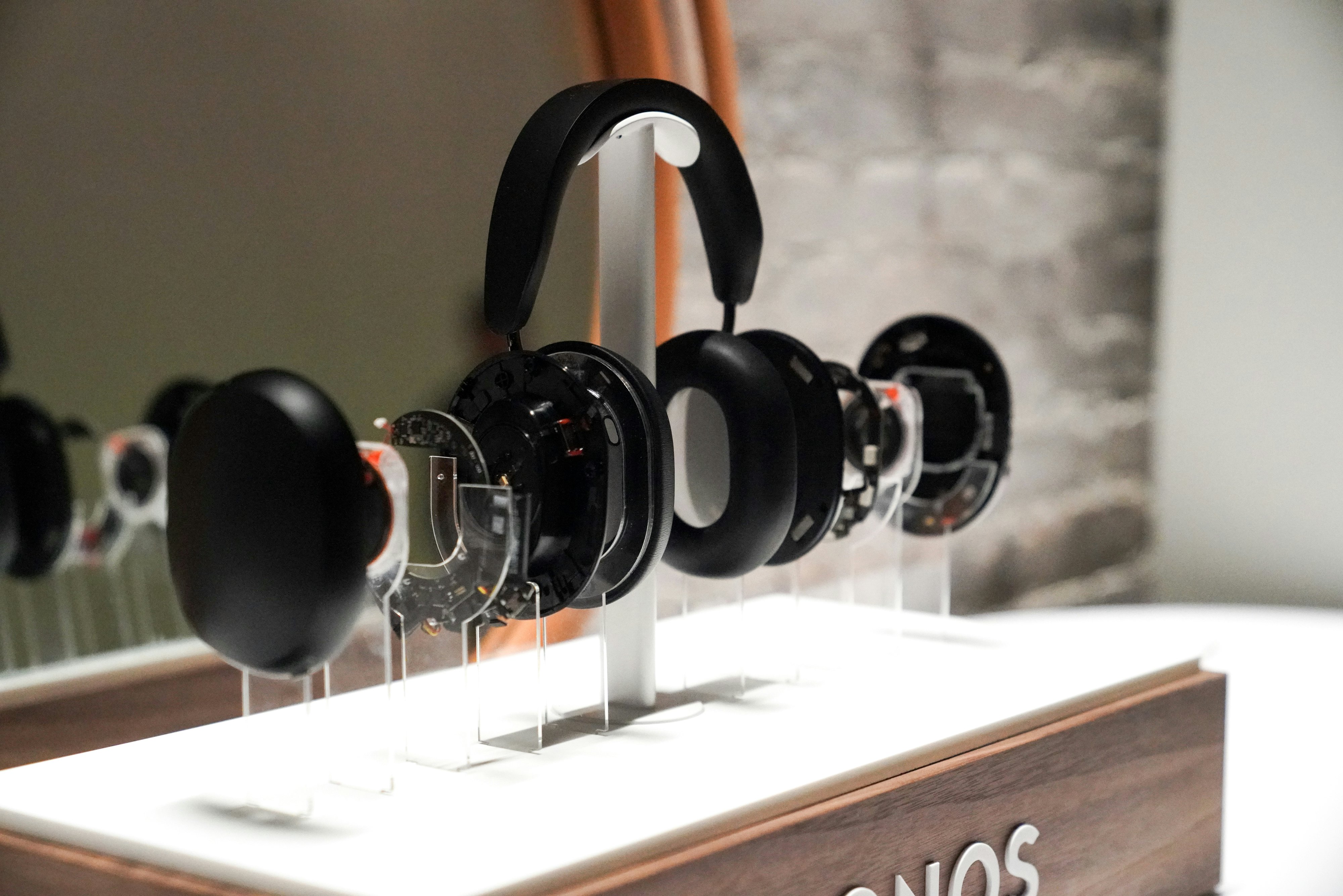 Sonos’ Lead Designers Get Nerdy About the New Ace Active Noise Cancellation Headphones