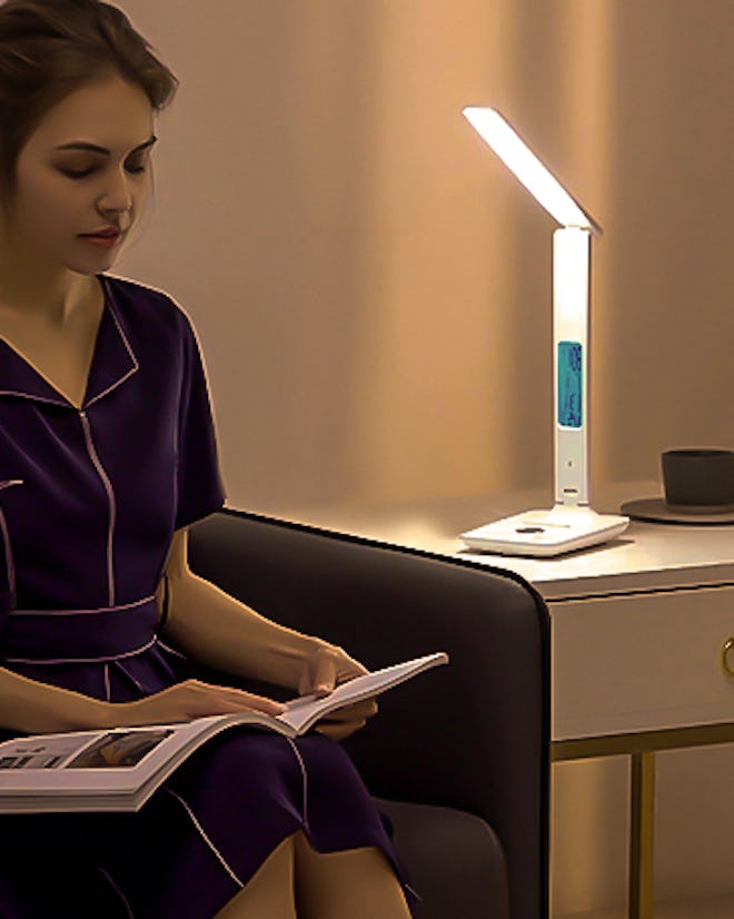 poukaran LED Desk Lamp with Wireless Charger