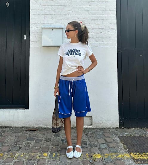 How to wear workout shorts