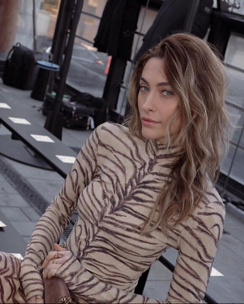 Paris Jackson long wavy hair