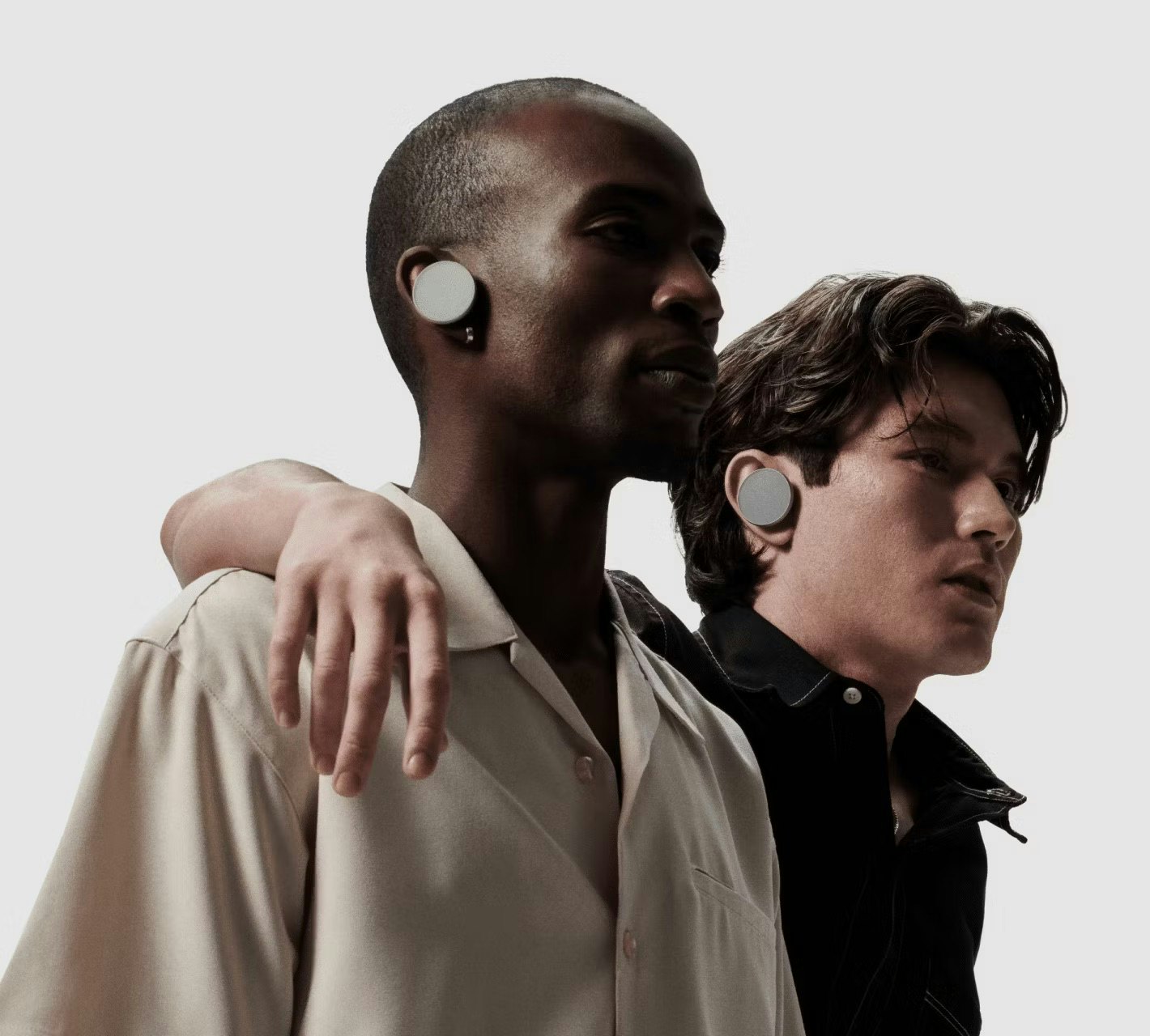 These Are the First AI Wireless Earbuds You Can Use Without a Phone