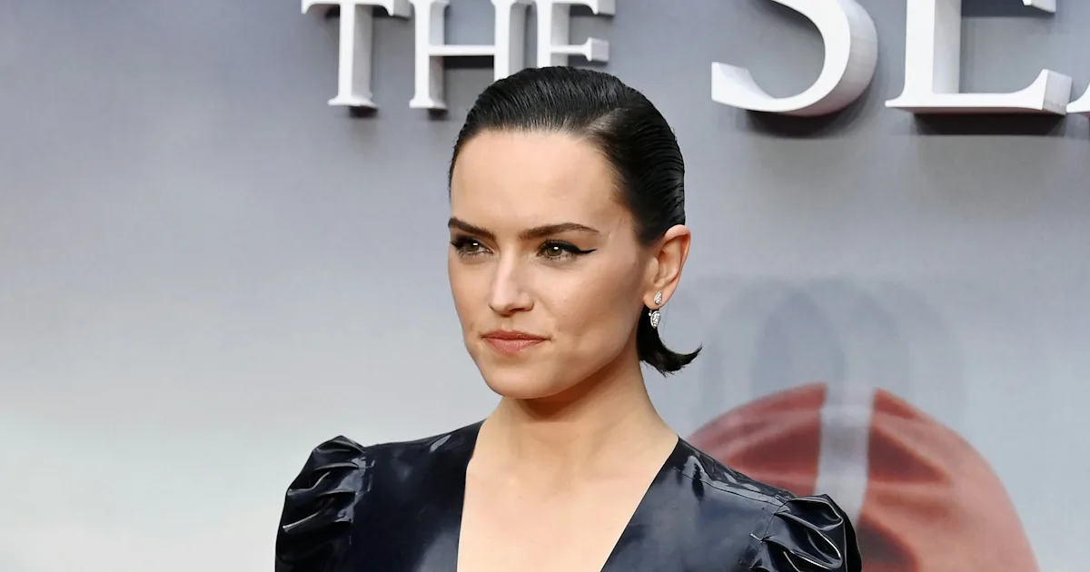 Daisy Ridley Robe Daisy Ridley Slips Into a Plunging Latex Gown With a Skintight Corset
