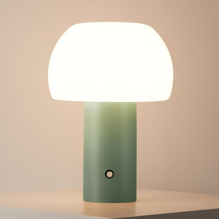 MAGCHARM Mushroom Lamp