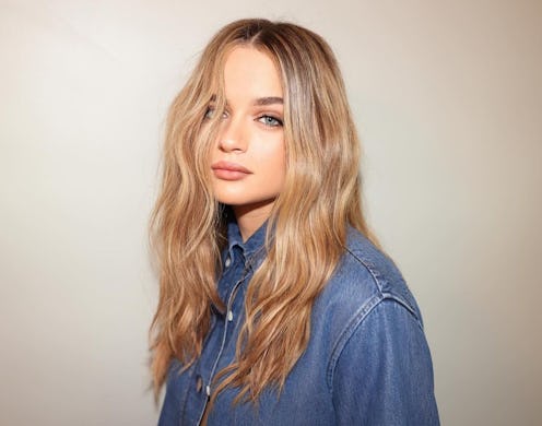Joey King wavy hair