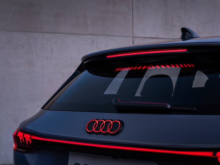 Rear lights for Audi's Q6L e-tron