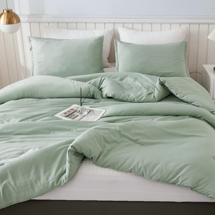 Litanika Queen Comforter (Set Of 3)