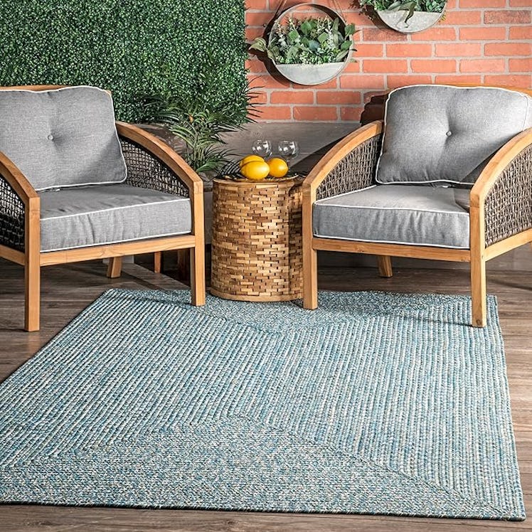 nuLOOM Wynn Accent Rug