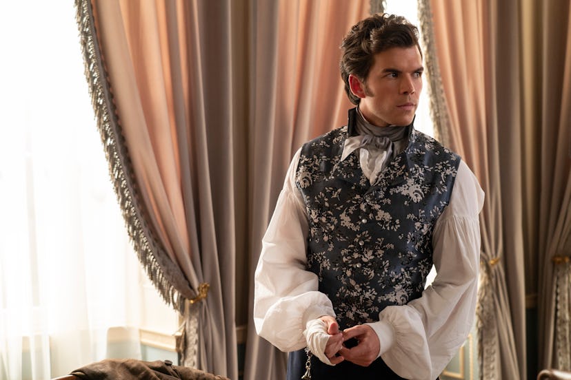 ‘Bridgerton’ Showrunner Jess Brownell On Colin & Penelope In Season 3