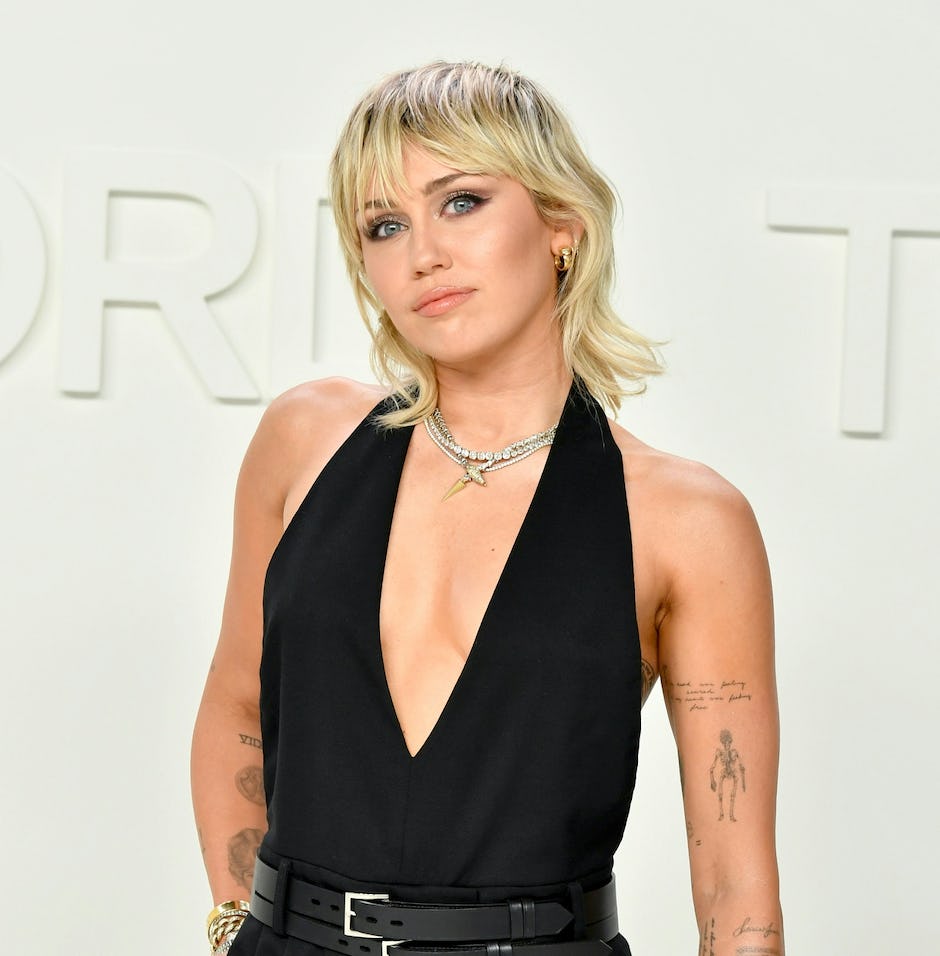 These 100 celeb hairstyles include Miley Cyrus' mullet and more.