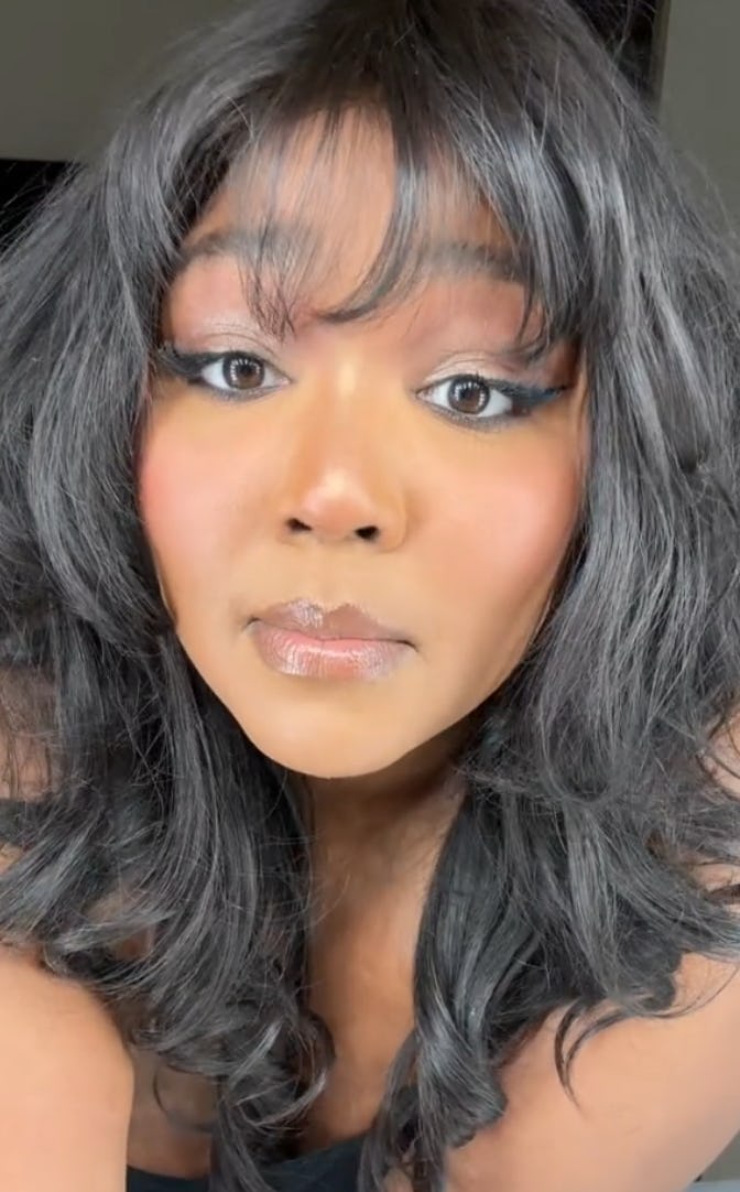 Check out these 100 celeb hairstyles before your next haircut.