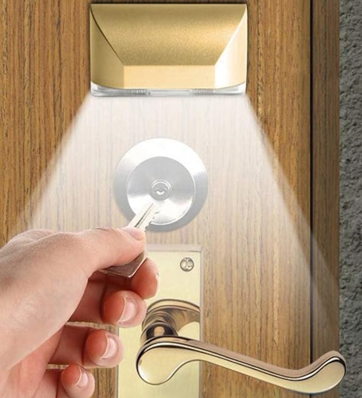 LZPGITGD LED Intelligent Keyhole Light