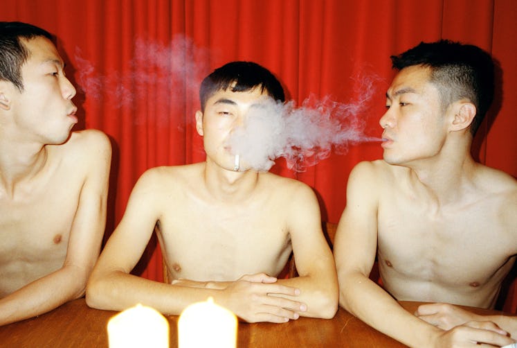 LinZhipeng (aka No.223), Smoking 3some, 2018.