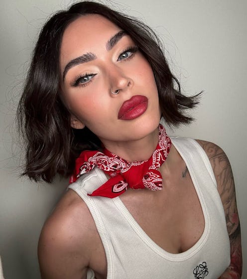 Megan Fox Short Bob Red Lips