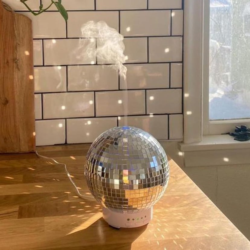 Rotating Disco Ball Diffuser