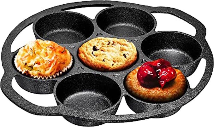 Bruntmor Cast Iron 7-Cup Biscuit Pan