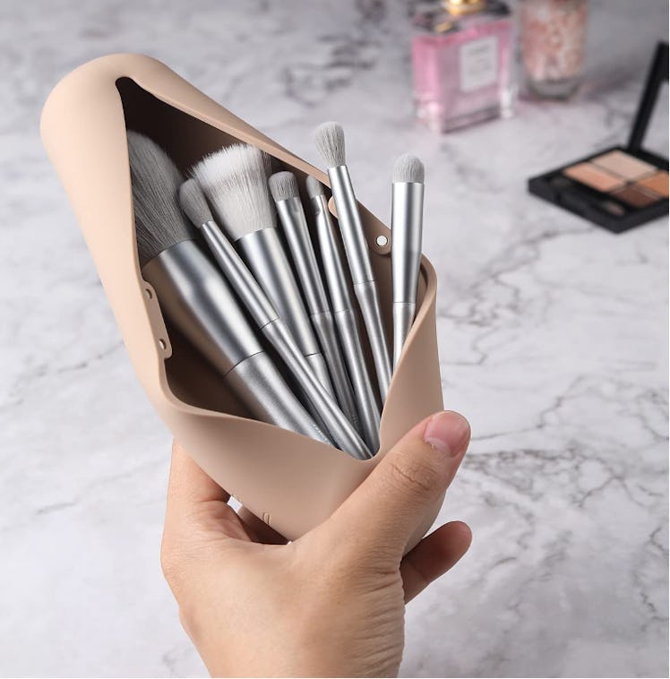 FERYES Travel Makeup Brush Holder