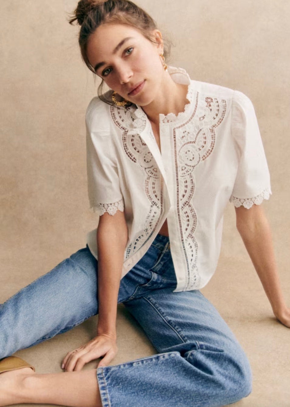 Vintage White Tops Are The Most Versatile Summer Shirt