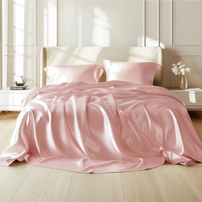 Bedsure Satin Sheets 