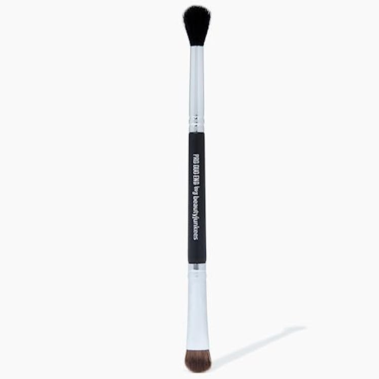 Beauty Junkees Double-Ended Eye Shadow Brush