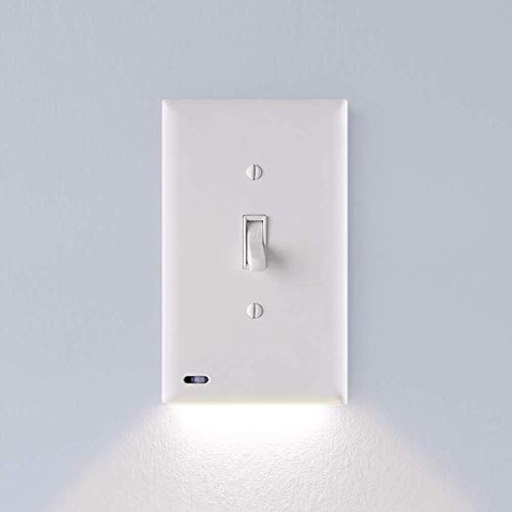 SnapPower SwitchLight LED Night Light