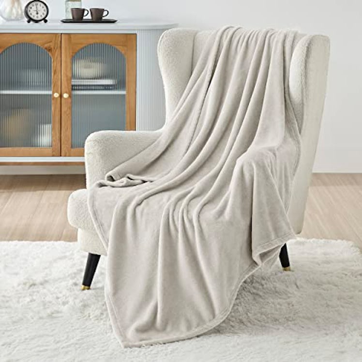 Bedsure Fleece Blanket 