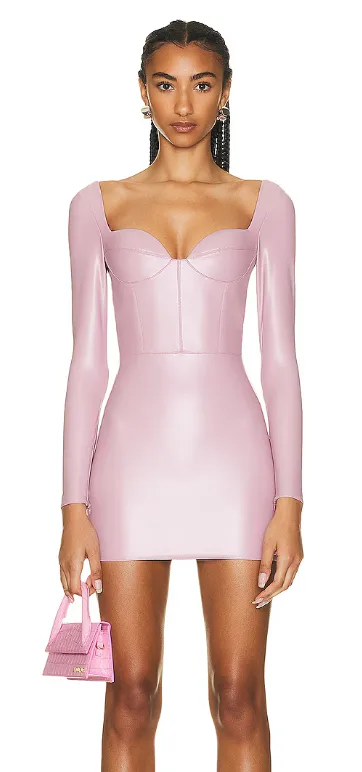 serena van der woodsen pink dress Blake Lively Wore Serena van der Woodsen's Go-To Outfit