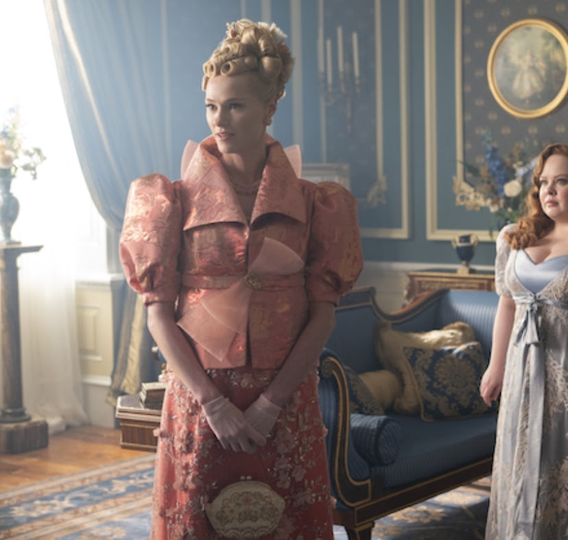 Cressida Cowper and Penelope Featherington in 'Bridgerton' Season 3