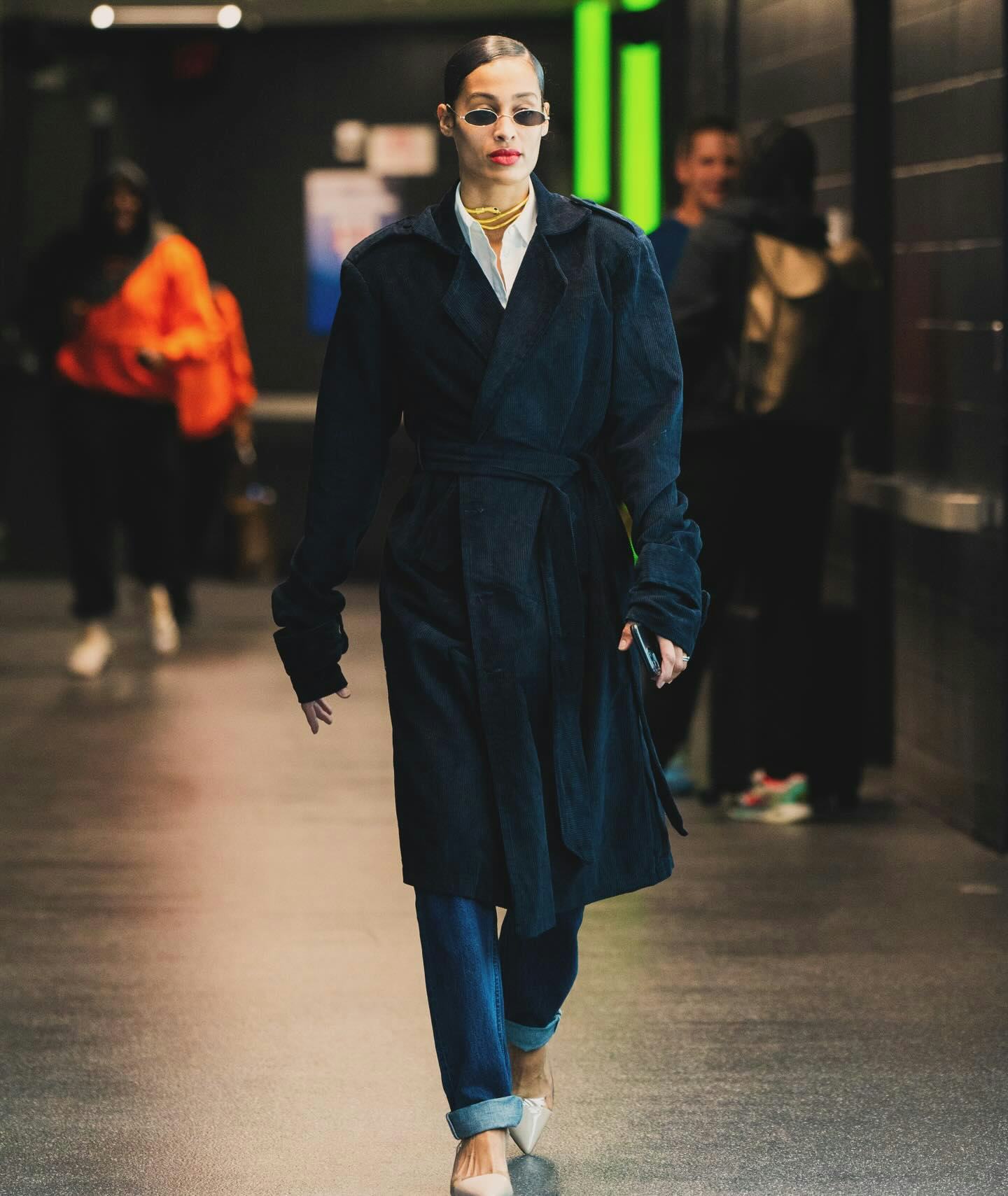 Seattle Storm player Skylar Diggins-Smith wore an old money trench coat.