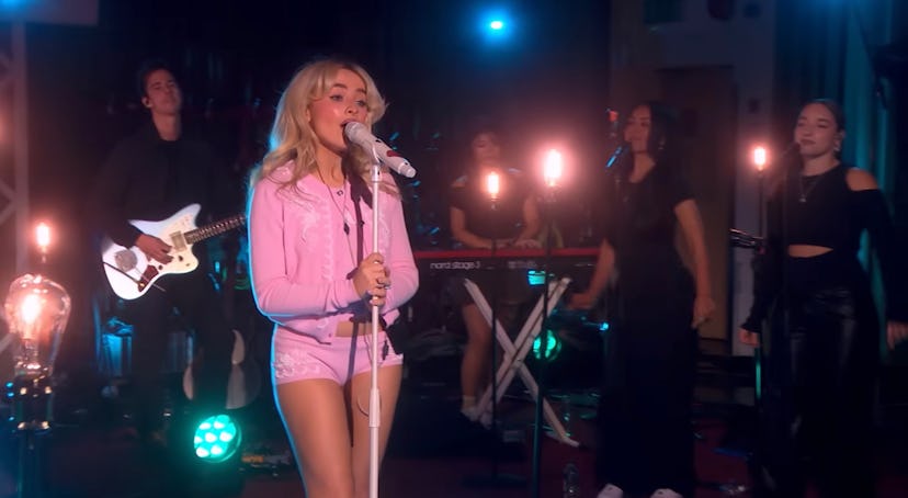 Sabrina Carpenter’s pink Versace shorts set