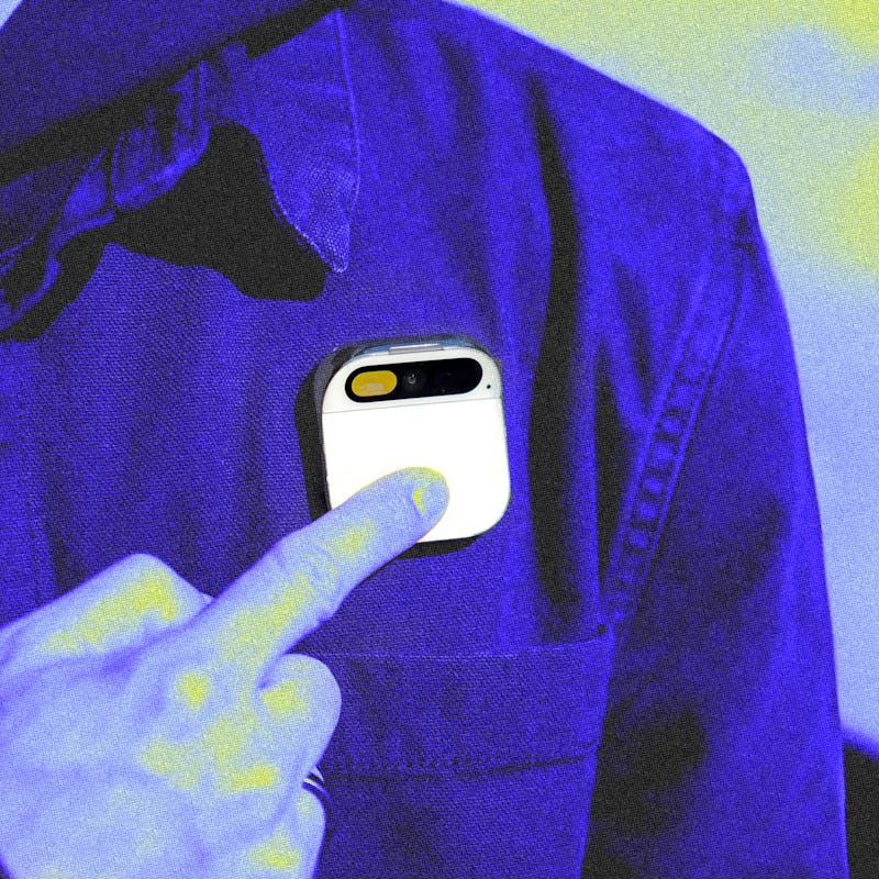 Inverse Deputy Editor of Tech wearing the Humane Ai Pin AI gadget on his jacket