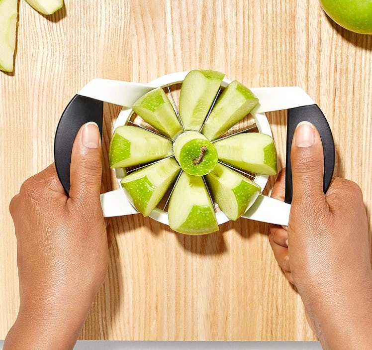 OXO Good Grips Apple Slicer, Corer and Divider