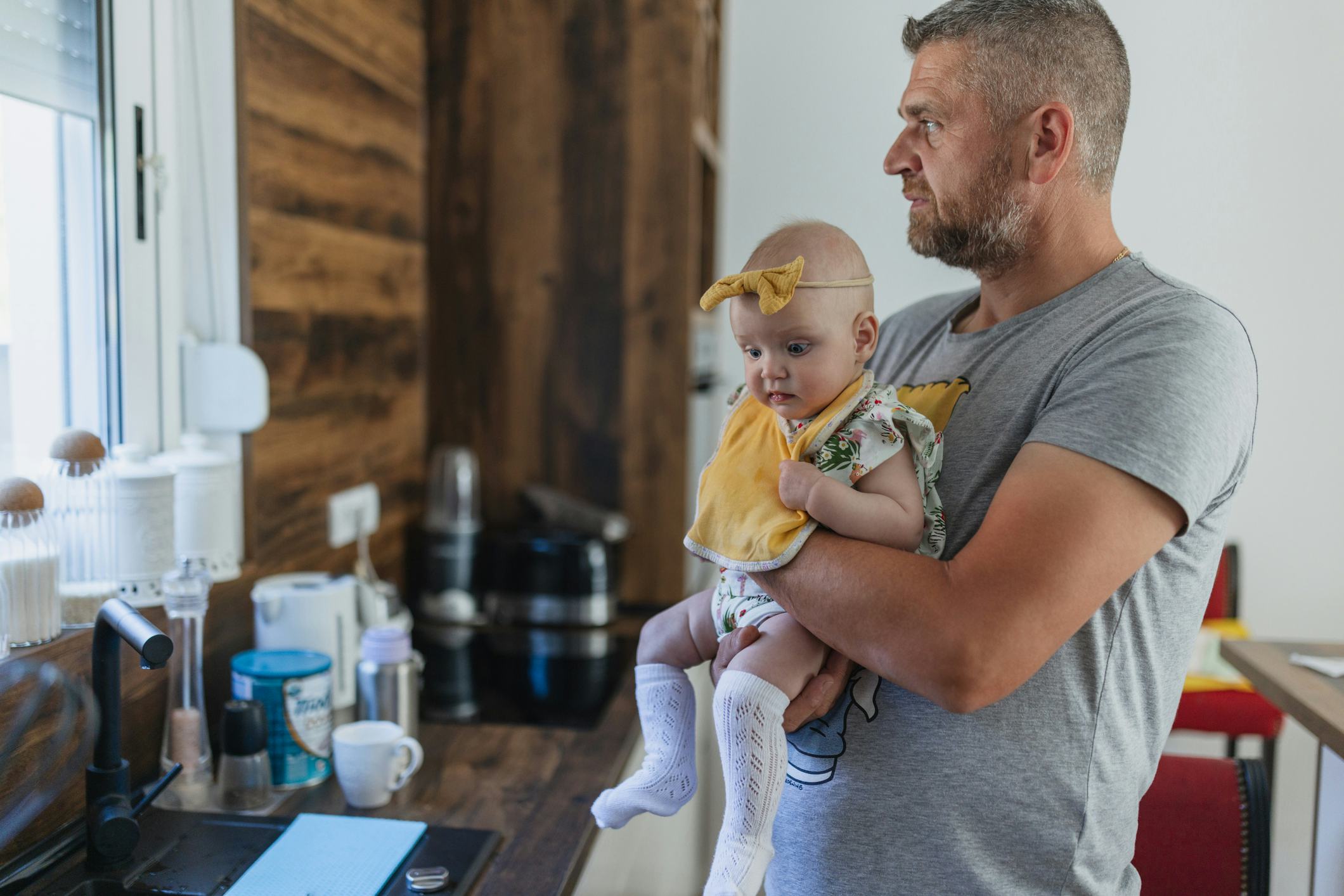A Stay-At-Home Dad Wants To Quit After One Weekend Alone With The Baby