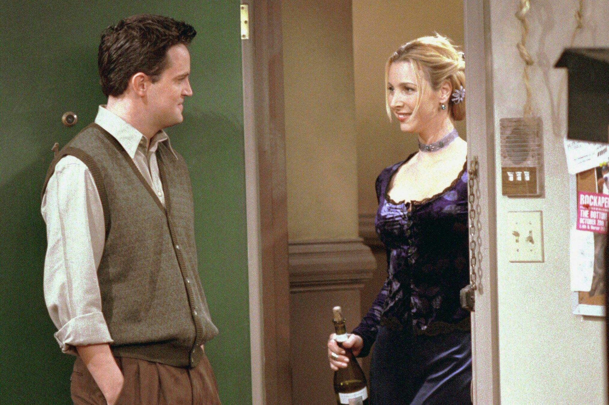 &lsquo;Friends&rsquo; star Lisa Kudrow says a Season 5 episode was improvised by Matt LeBlanc.