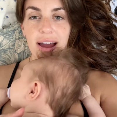 A New Mom Asked People To Share Why They Love Their Moms — And You'll Cry Reading The Responses