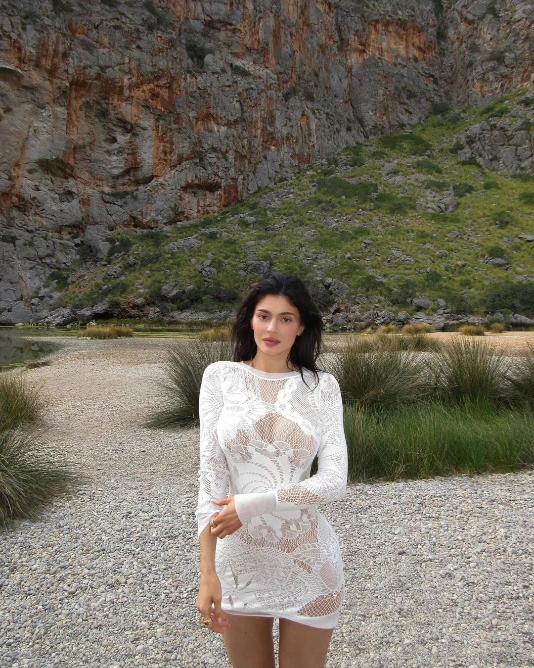 Inside Kendall & Kylie Jenner's Sisters Vacation to Mallorca, Spain