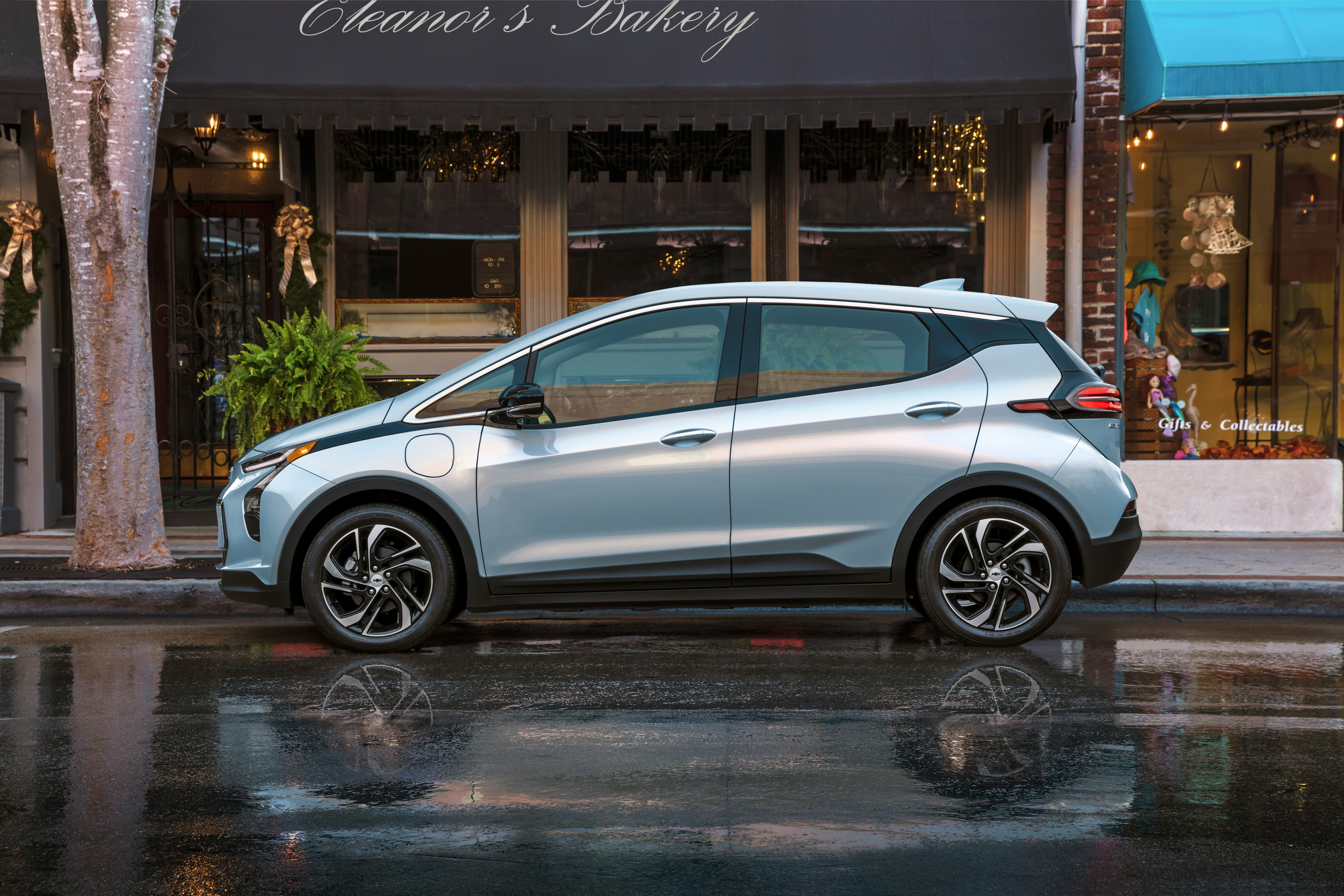 How Chevy’s New Electric Bolt Could Become the Cheapest EV in the U.S.