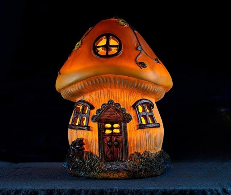 VP Home Mushroom Fairy House Solar Light