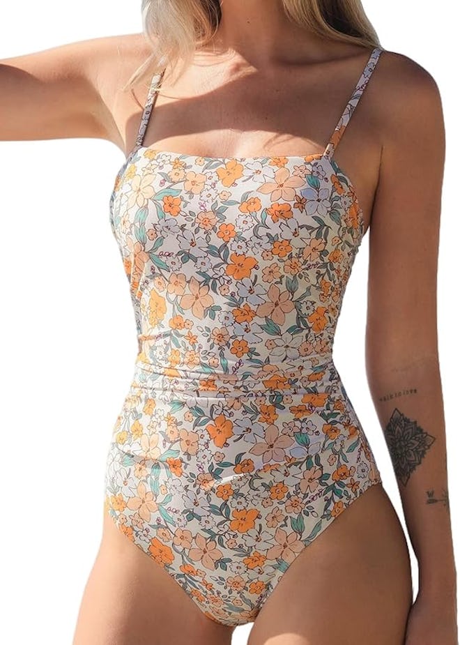 CUPSHE Square Neck One Piece